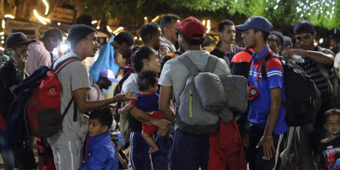 Prevén en Región Laguna paso de 3 caravanas migrantes hacia la frontera antes que termine 2024