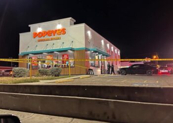 Tragedia: Hombre mata a mujer y después se quita la vida en Eagle Pass