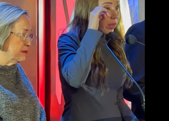Entre lágrimas rinde Tania Flores último informe de gobierno en Múzquiz