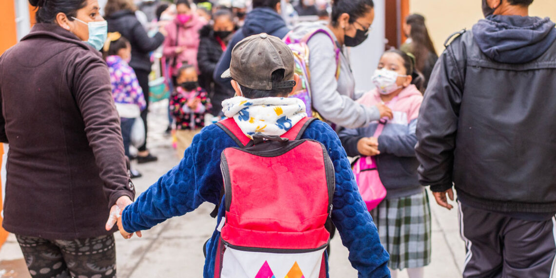 Regreso a clases se suspendería solo a 1 grado bajo cero en primarias