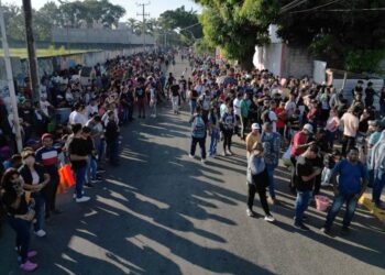 Nueva caravana migrante avanza rumbo a la frontera; esperan llegar antes que Trump tome el poder
