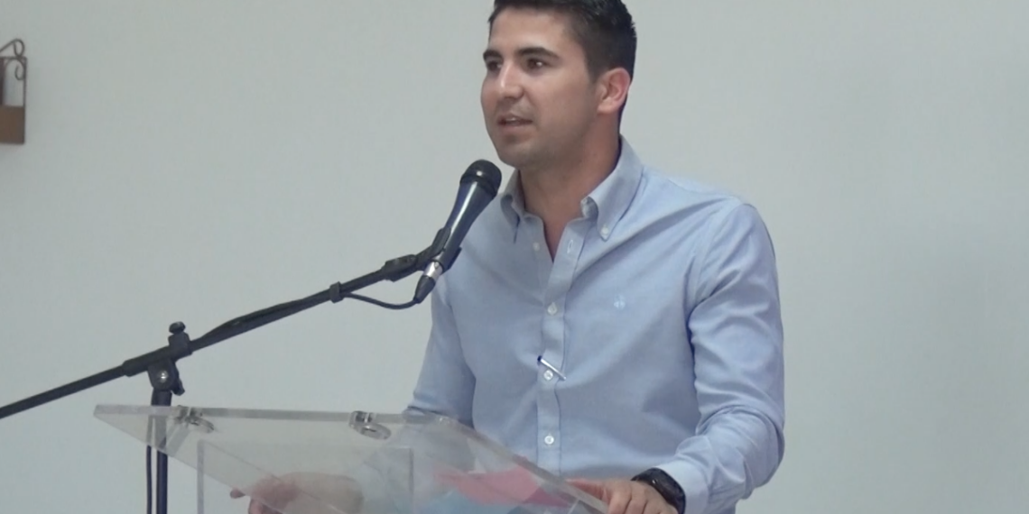 Responderá Franco a acusaciones de Jacobo por expedientes del DIF