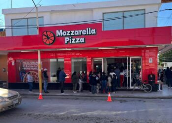 Roban más de 12 mil pesos en pizzería de fracc Villa Real