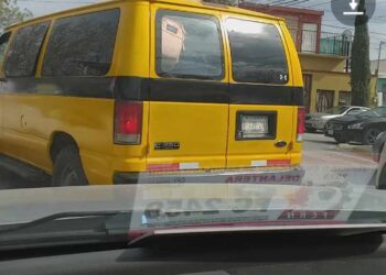 Sufren hacinamiento menores en transporte escolar de PN