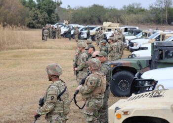 Border Patrol, DPS y GN de Texas acuerdan operaciones conjuntas en área de Eagle Pass