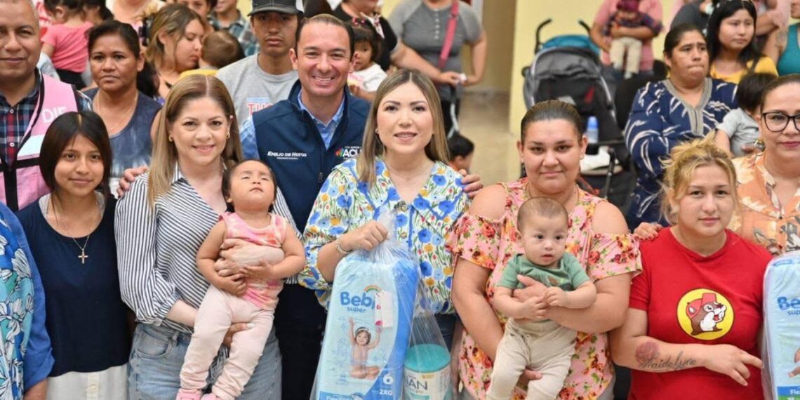 APOYA EL DIF MUNICIPAL A 400 MADRES SOLTERAS CON BEBES LACTANTES: APOYÁNDOTE CON AMOR.