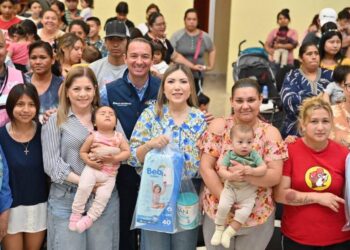 APOYA EL DIF MUNICIPAL A 400 MADRES SOLTERAS CON BEBES LACTANTES: APOYÁNDOTE CON AMOR.