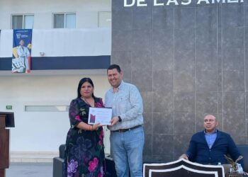 Participa regidor Juan Carlos Mendoza como ponente en la Universidad Vizcaya de las Américas, Campus Acuña