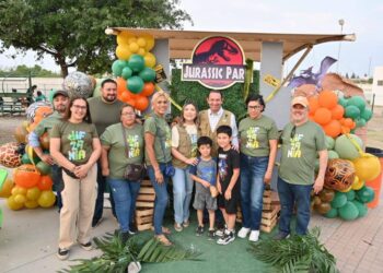 FAMILIAS ACUÑENSES DISFRUTAN DE DIFZANIA 2025