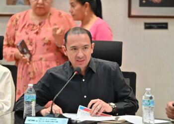 Cabildo de Acuña aprueba donación de ambulancia a Cruz Roja y convenio para Feria de La Amistad 2025