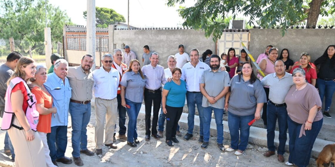 Alcalde de Acuña da banderazo de arranque a pavimentación de col Aeropuerto y anuncia nuevas obras