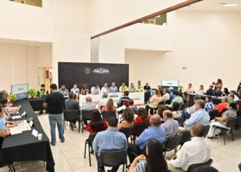 Refuerza Acuña compromiso con la educación