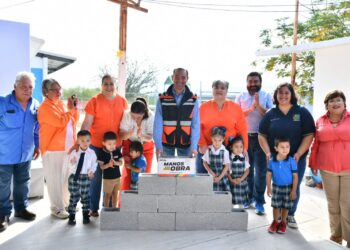 Arrancan Mpio de Acuña obra de barda perimetral en jardín de niños Estefanía Castañeda