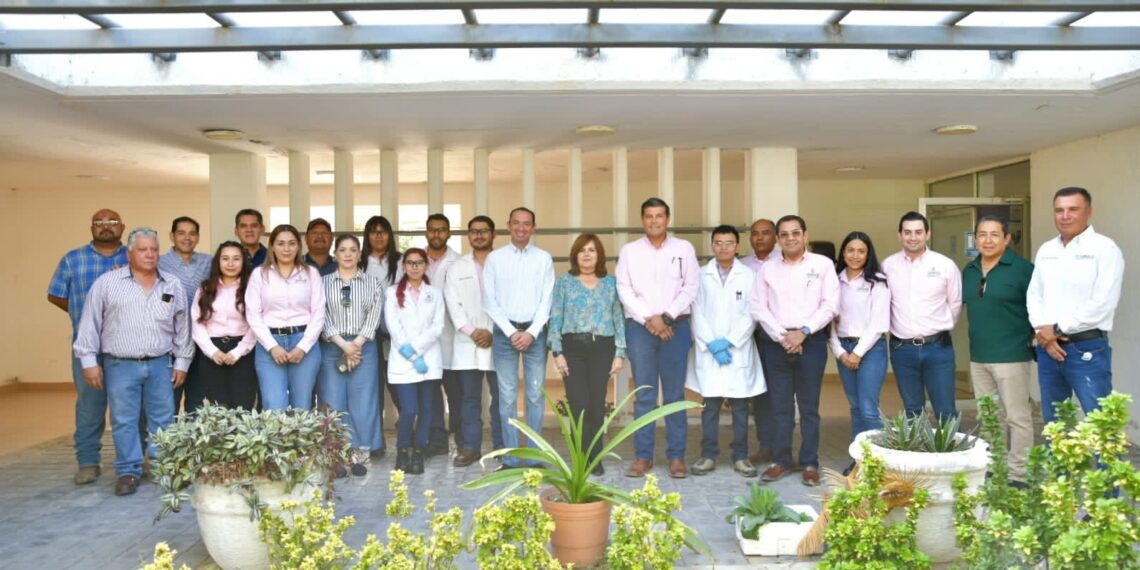 Emilio de Hoyos supervisa avance en certificación de planta tratadora de aguas