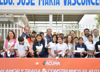 Entrega Mpio barda perimetral en secundaria José María Vasconcelos