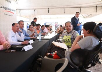 Brigada «Por Amor a Nuestra Gente» llega a fraccionamiento El Paraíso