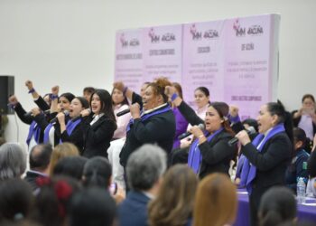 Gobierno de Unidad forja compromisos firmes con mujeres de Acuña