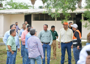 Supervisan obras en parque «Braulio Fernández Aguirre»