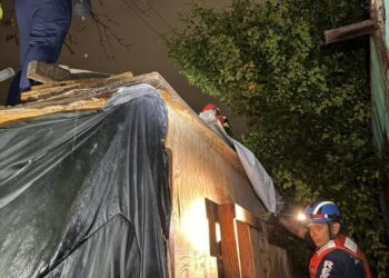 Protección Civil Acuña responde al llamado de la ciudadanía en medio de la tormenta