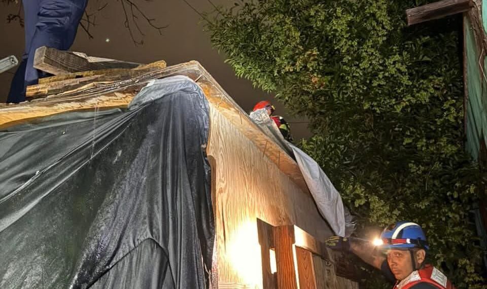 Protección Civil Acuña responde al llamado de la ciudadanía en medio de la tormenta