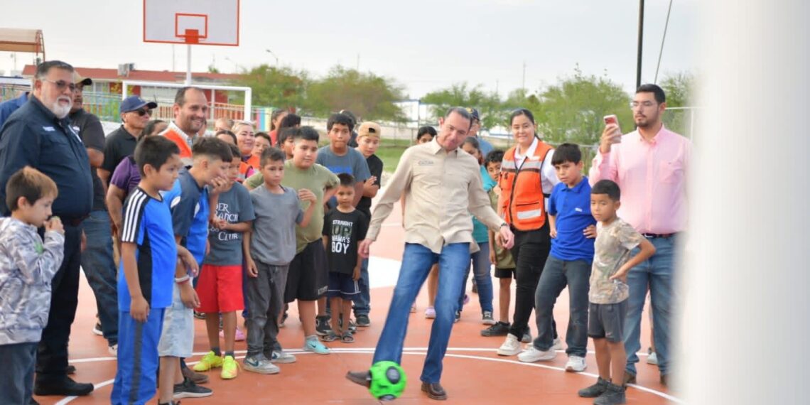 Gobierno de Unidad entrega nuevo espacio público en Noblasi