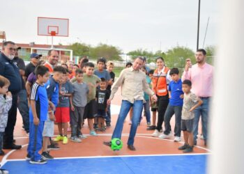 Gobierno de Unidad entrega nuevo espacio público en Noblasi