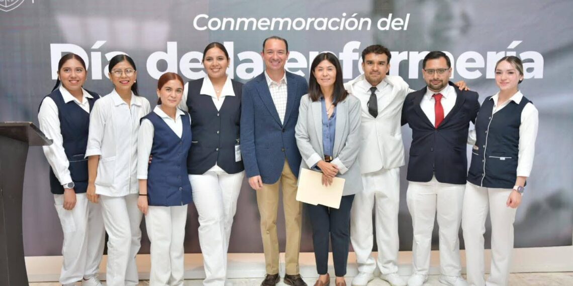 Reconocen labor de enfermeras y enfermeros acuñenses