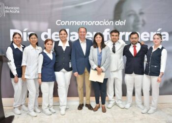 Reconocen labor de enfermeras y enfermeros acuñenses