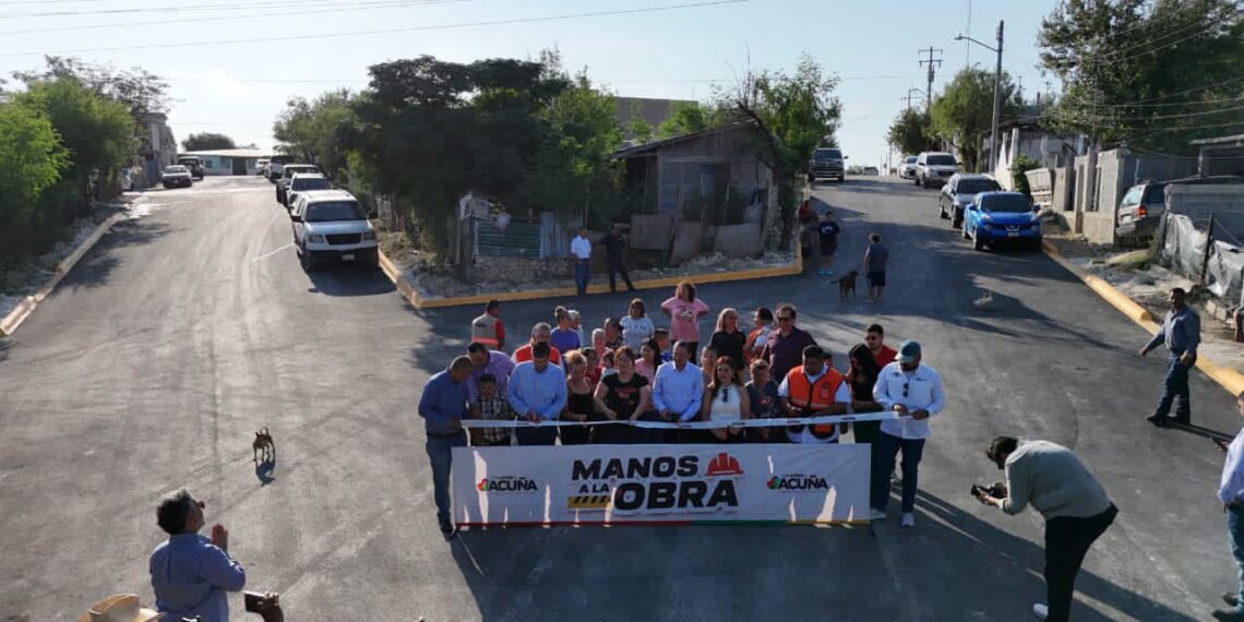 Nueva entrega de pavimentación beneficia a familias de colonia Evaristo Pérez Arreola