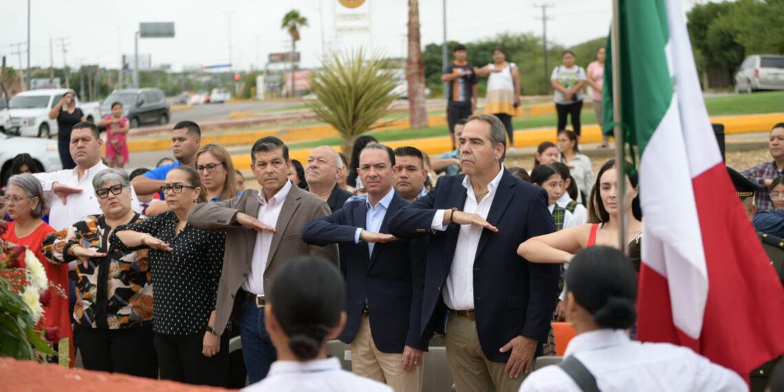 Acuña rinde homenaje a José María Morelos y Pavón en el 261 Aniversario de su natalicio