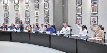 Aprueba Cabildo donación de terrenos para fortalecer infraestructura educativa y proyecta centro comunitario